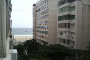 Copacabana lateral praia 815